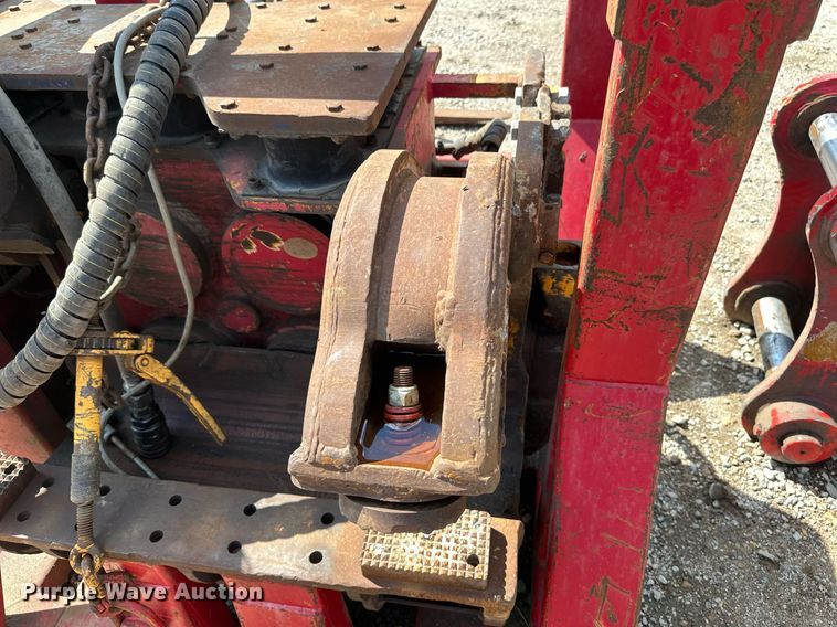 image for item EB2932 Movax SP100 vibrator pile driver