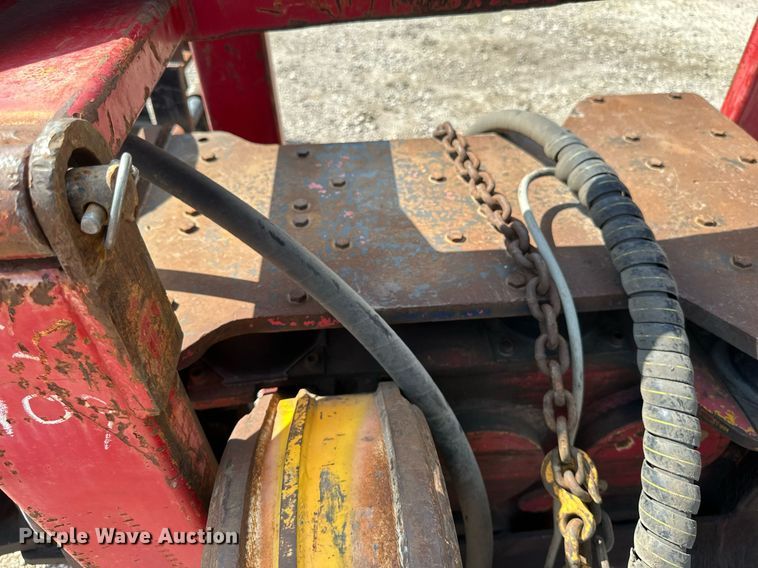 image for item EB2932 Movax SP100 vibrator pile driver