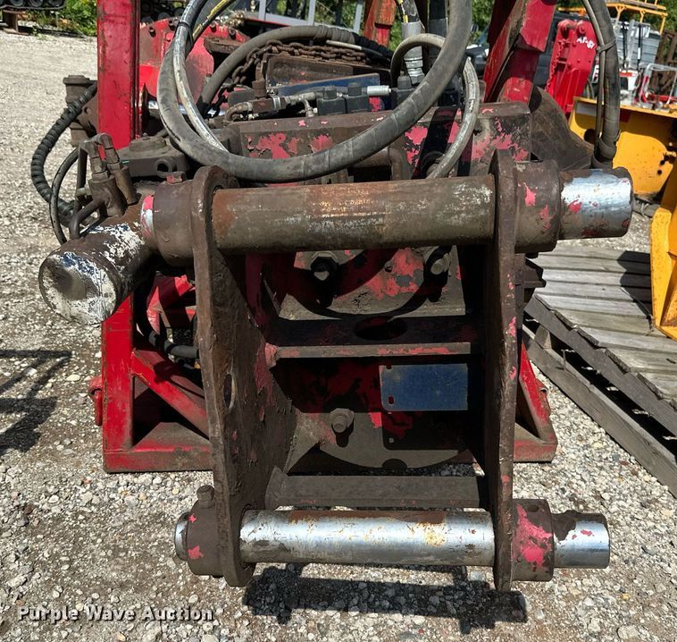 image for item EB2932 Movax SP100 vibrator pile driver