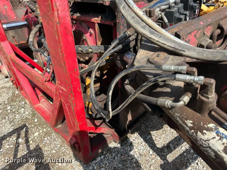 image for item EB2932 Movax SP100 vibrator pile driver