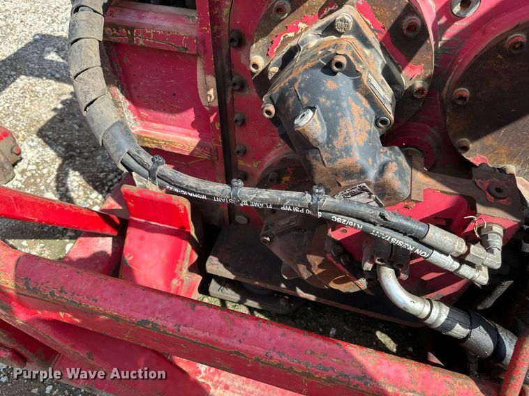 image for item EB2932 Movax SP100 vibrator pile driver