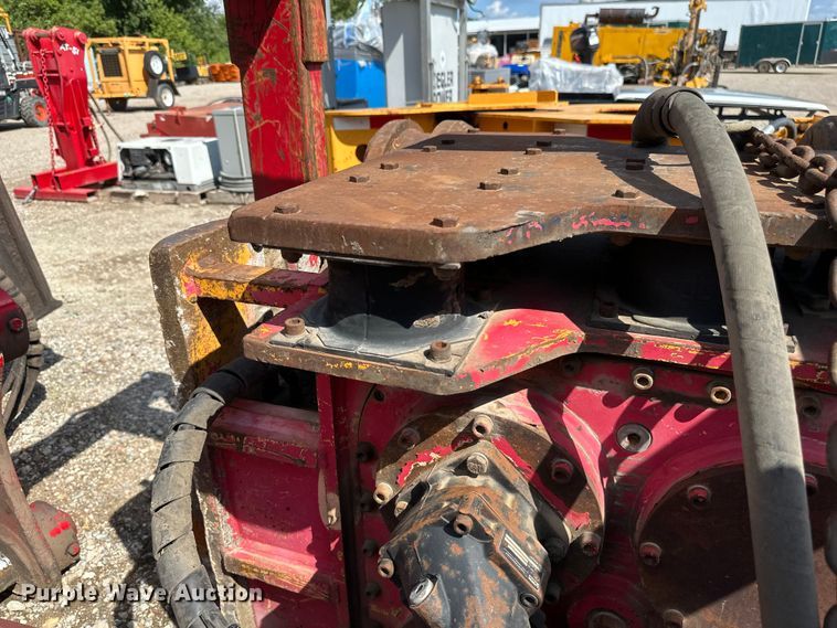 image for item EB2932 Movax SP100 vibrator pile driver