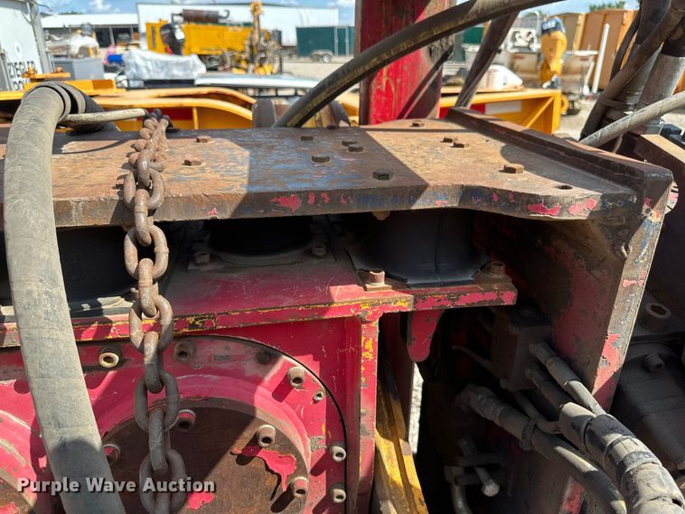 image for item EB2932 Movax SP100 vibrator pile driver