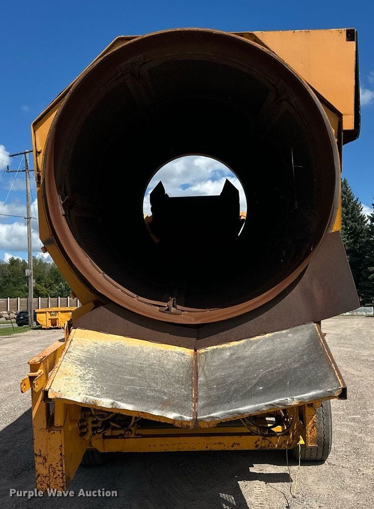 image for item EB2939 1997 Powerscreen 620 trommel screen