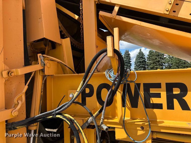 image for item EB2939 1997 Powerscreen 620 trommel screen