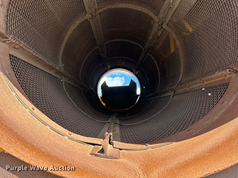 image for item EB2939 1997 Powerscreen 620 trommel screen