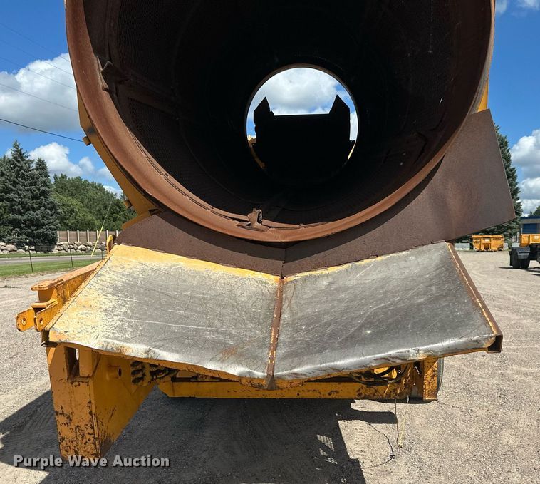 image for item EB2939 1997 Powerscreen 620 trommel screen