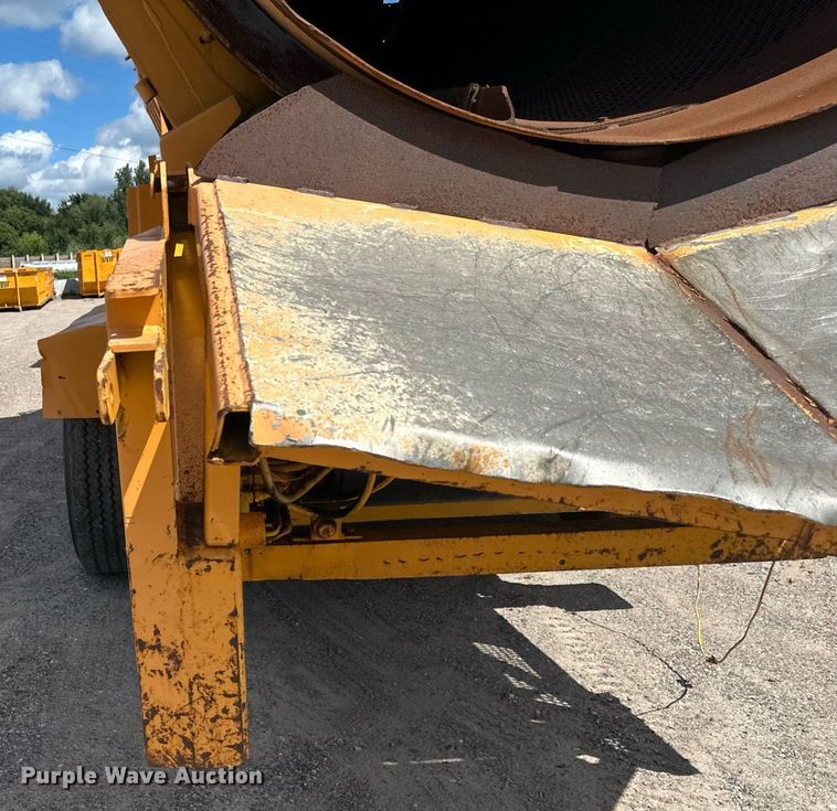 image for item EB2939 1997 Powerscreen 620 trommel screen