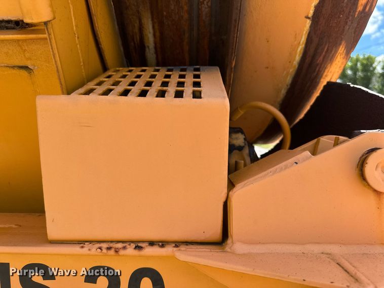 image for item EB2939 1997 Powerscreen 620 trommel screen