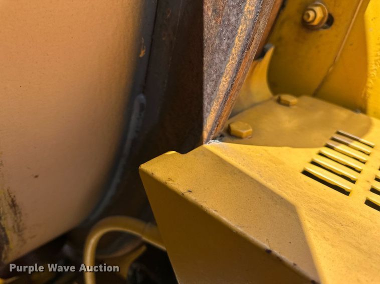 image for item EB2939 1997 Powerscreen 620 trommel screen