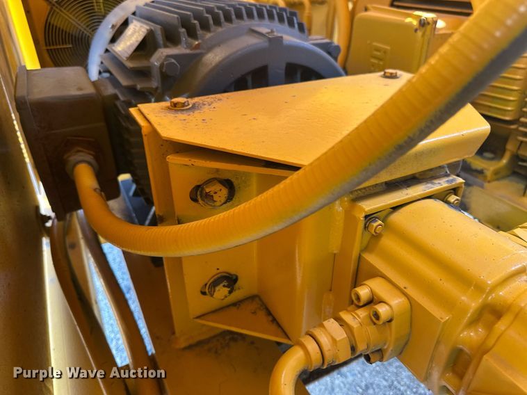 image for item EB2939 1997 Powerscreen 620 trommel screen