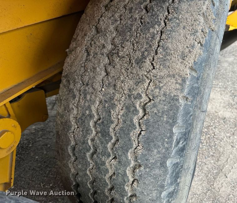 image for item EB2939 1997 Powerscreen 620 trommel screen