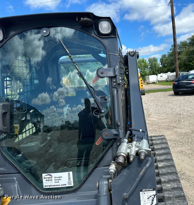 image for item EB2940 2019 John Deere 317G tracked skid steer loader