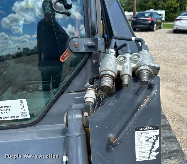 image for item EB2940 2019 John Deere 317G tracked skid steer loader