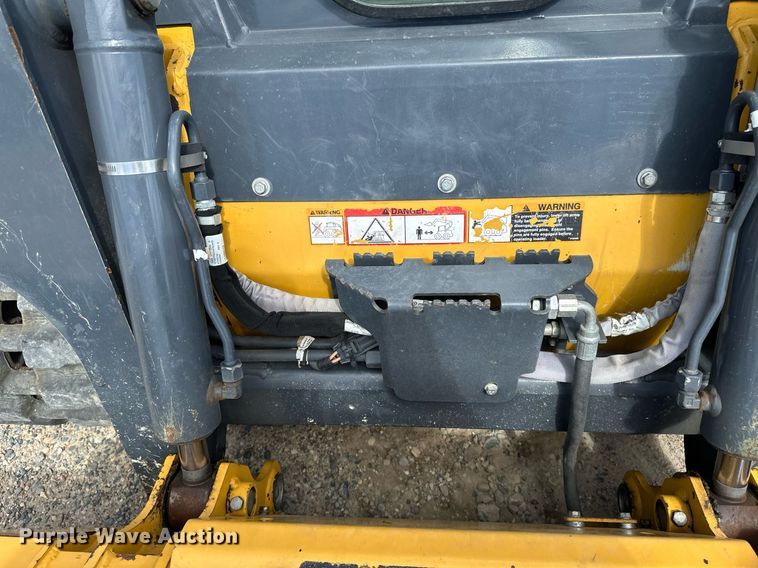 image for item EB2940 2019 John Deere 317G tracked skid steer loader