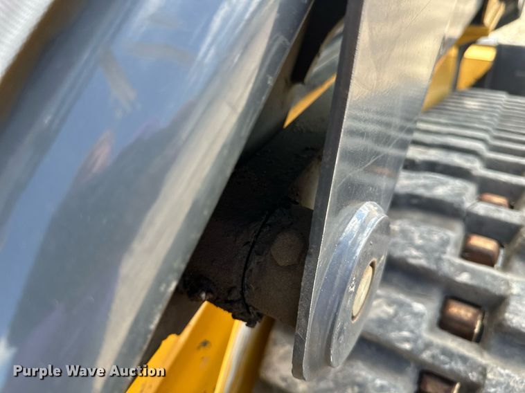 image for item EB2940 2019 John Deere 317G tracked skid steer loader