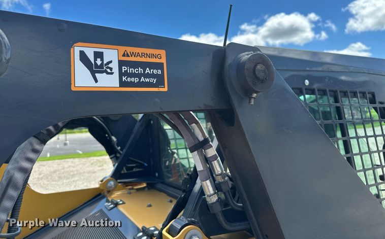 image for item EB2940 2019 John Deere 317G tracked skid steer loader