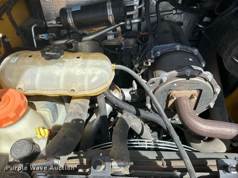 image for item EB2940 2019 John Deere 317G tracked skid steer loader