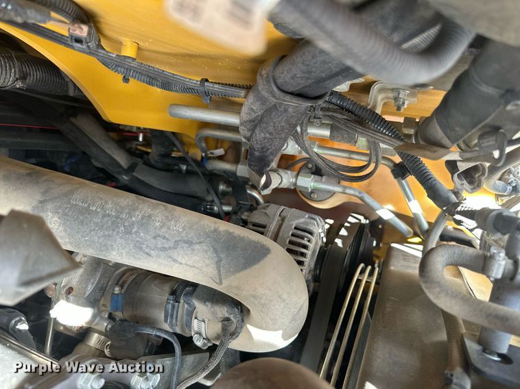 image for item EB2940 2019 John Deere 317G tracked skid steer loader