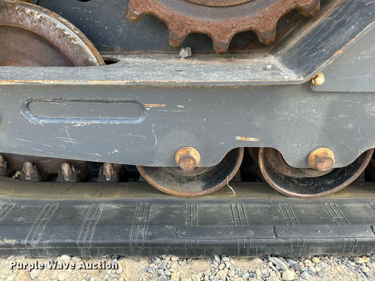 image for item EB2940 2019 John Deere 317G tracked skid steer loader