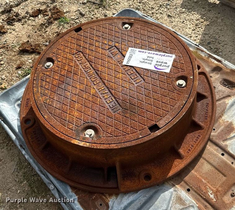 image for item EB2944 Neenah foundry man hole cover