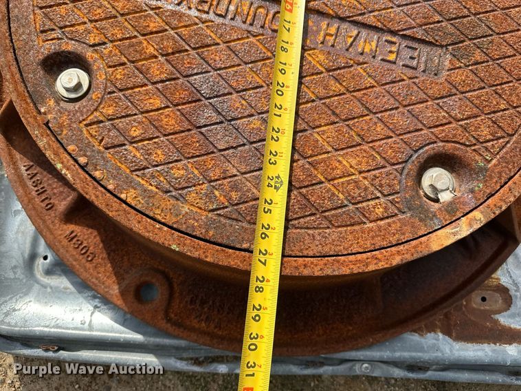 image for item EB2944 Neenah foundry man hole cover