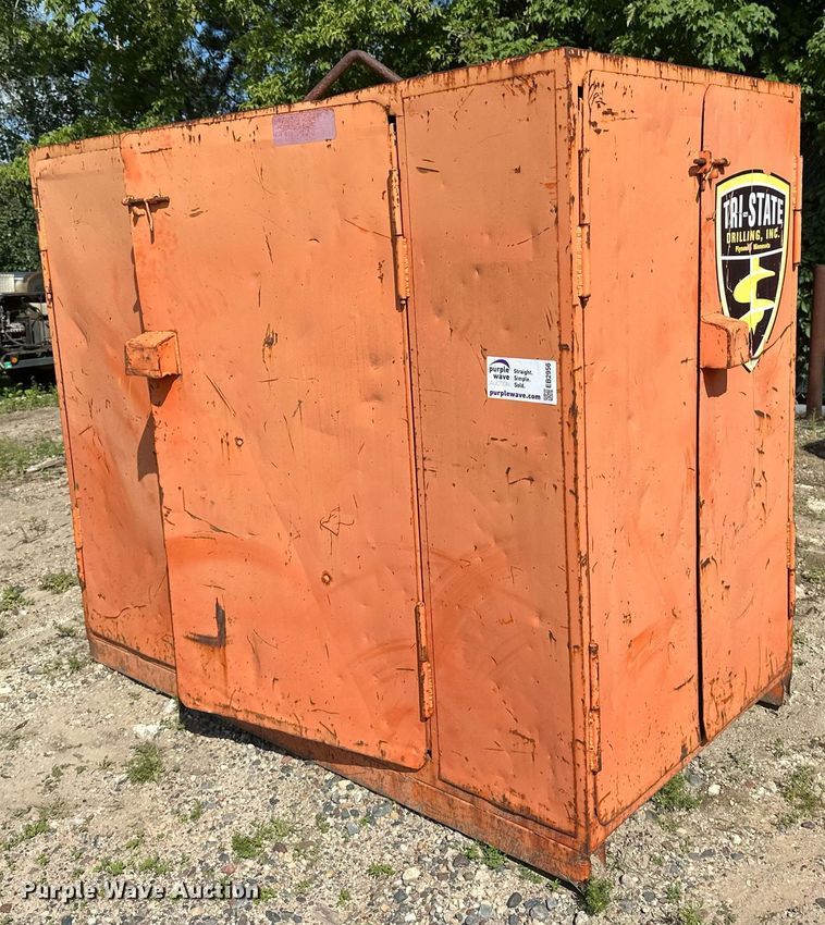 image for item EB2956 Toolbox