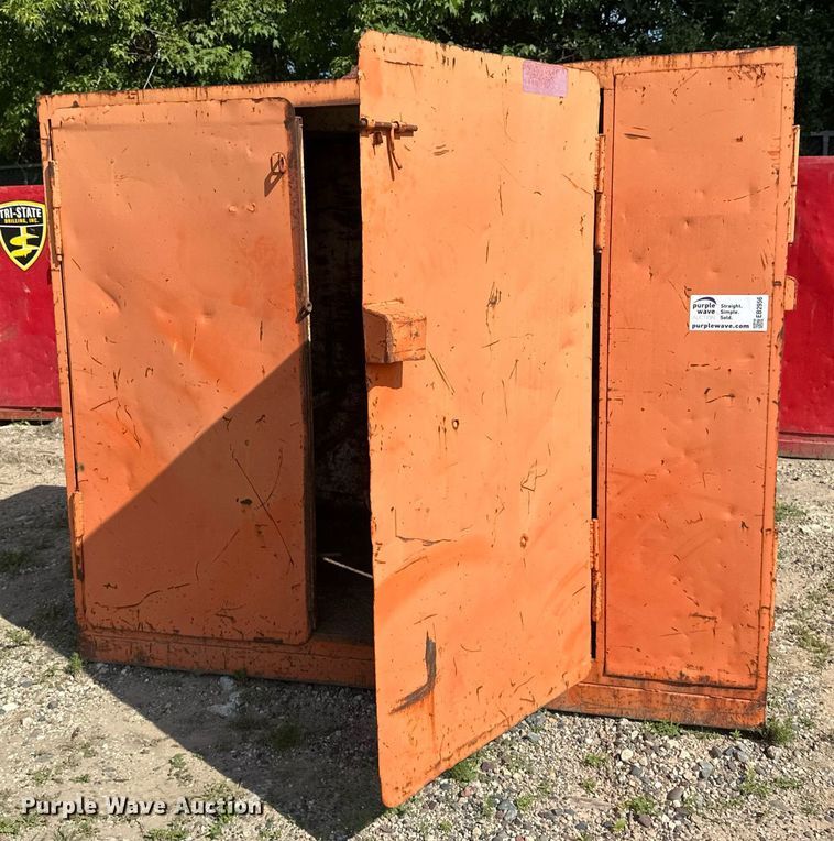 image for item EB2956 Toolbox