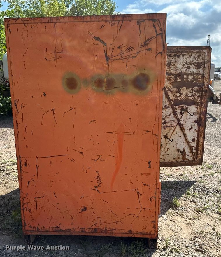 image for item EB2956 Toolbox