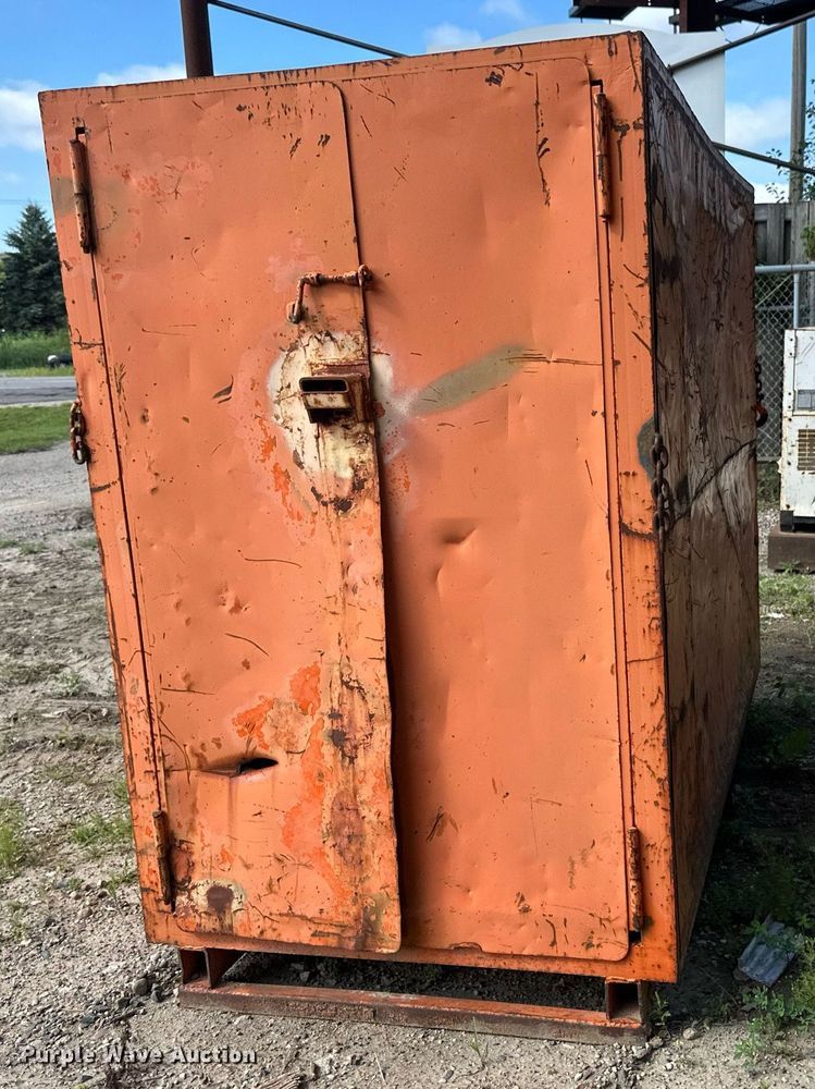 image for item EB2957 Toolbox