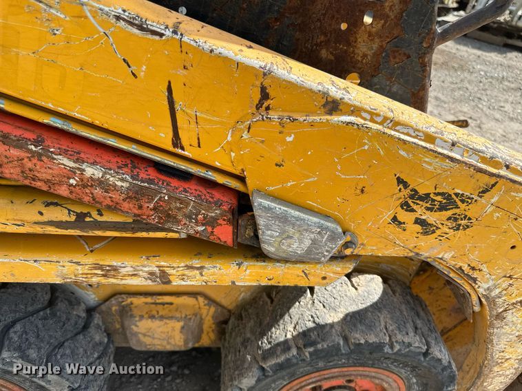 image for item EB2958 2006 Bobcat 463 skid steer loader