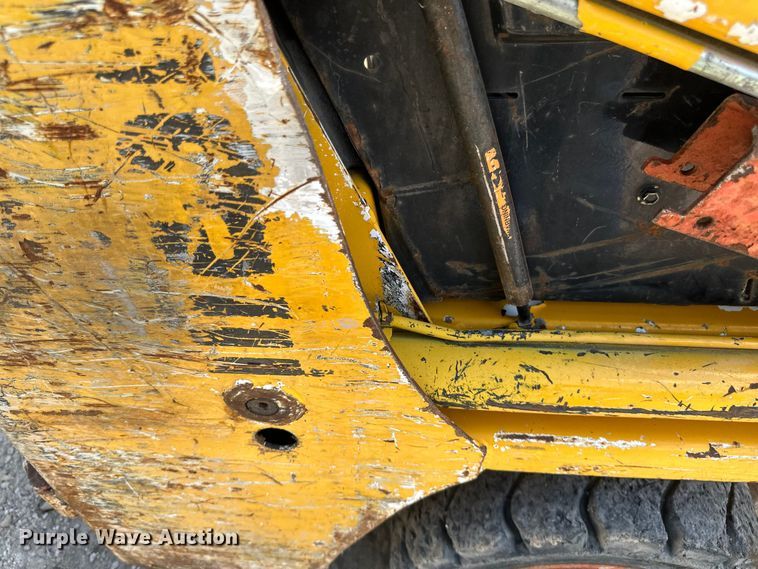 image for item EB2958 2006 Bobcat 463 skid steer loader