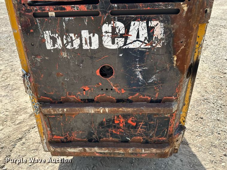 image for item EB2958 2006 Bobcat 463 skid steer loader