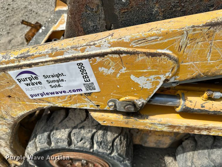 image for item EB2958 2006 Bobcat 463 skid steer loader