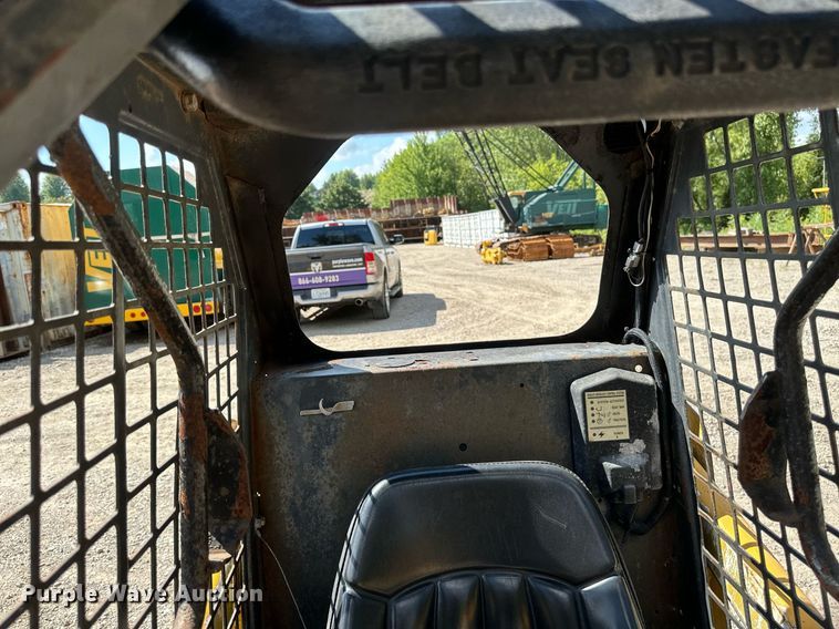 image for item EB2958 2006 Bobcat 463 skid steer loader