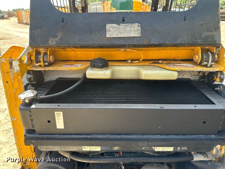 image for item EB2958 2006 Bobcat 463 skid steer loader