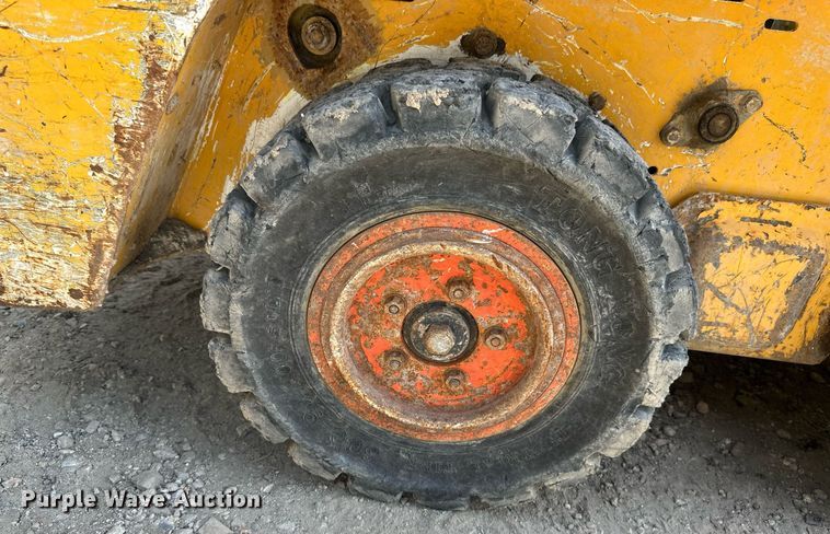 image for item EB2958 2006 Bobcat 463 skid steer loader