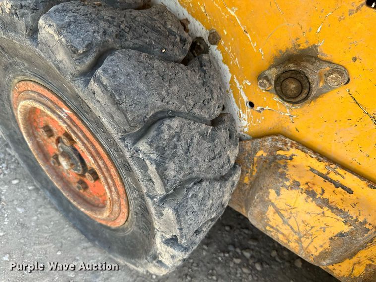 image for item EB2958 2006 Bobcat 463 skid steer loader