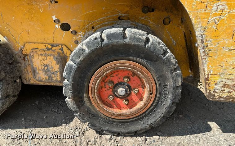 image for item EB2958 2006 Bobcat 463 skid steer loader