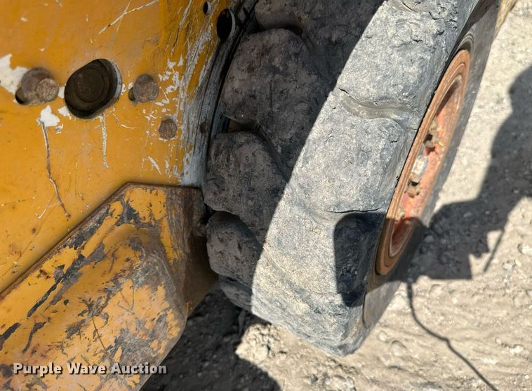 image for item EB2958 2006 Bobcat 463 skid steer loader