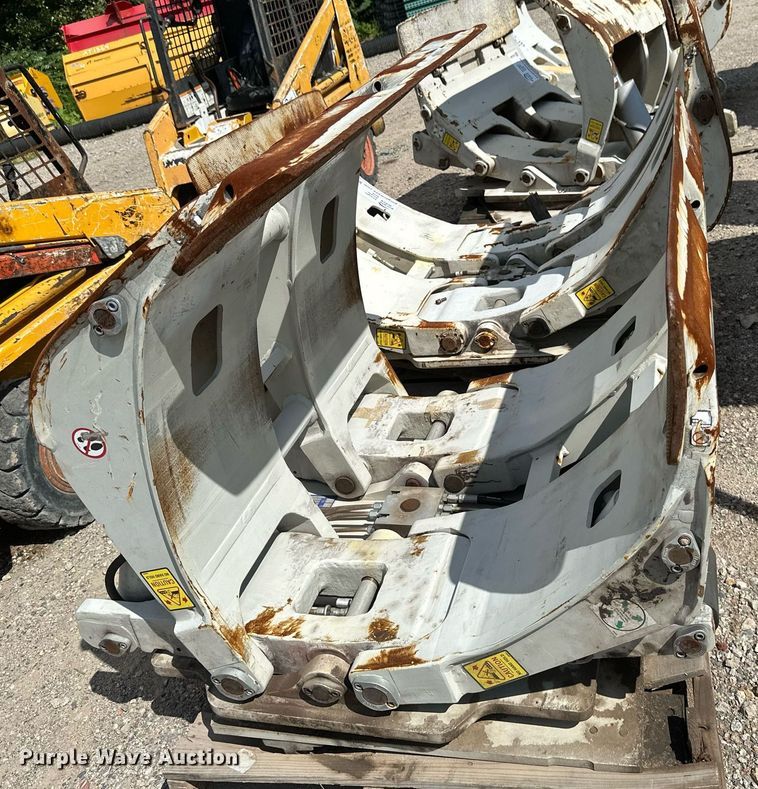 image for item EB2959 Cascade forklift clamp