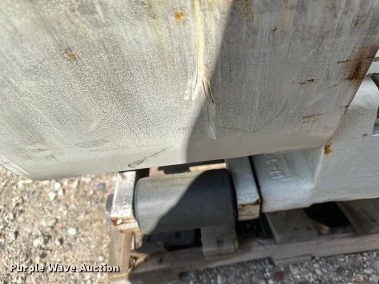 image for item EB2959 Cascade forklift clamp