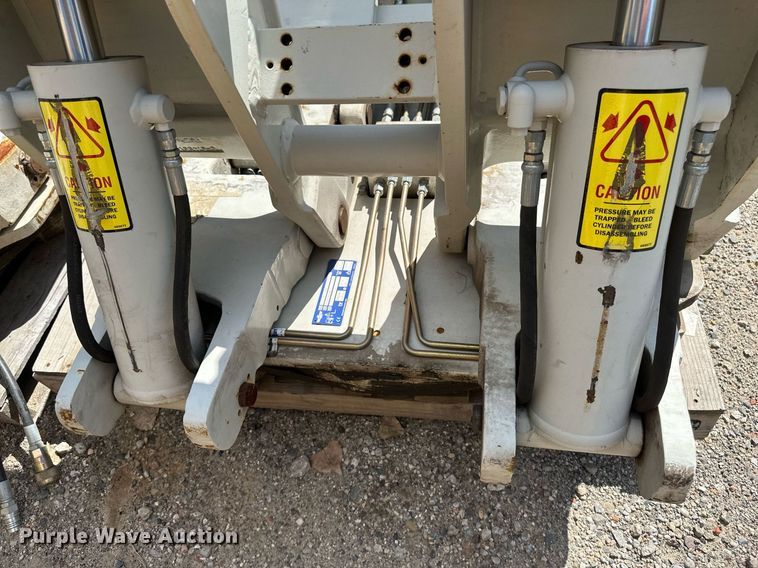 image for item EB2959 Cascade forklift clamp