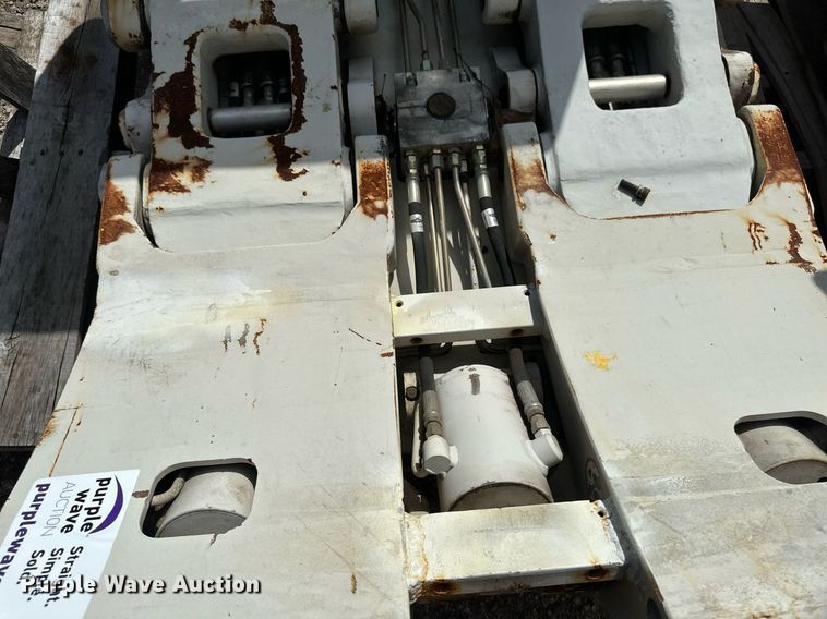 image for item EB2960 Cascade forklift clamp