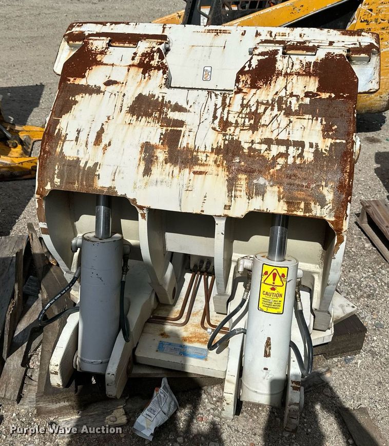 image for item EB2961 Cascade forklift clamp