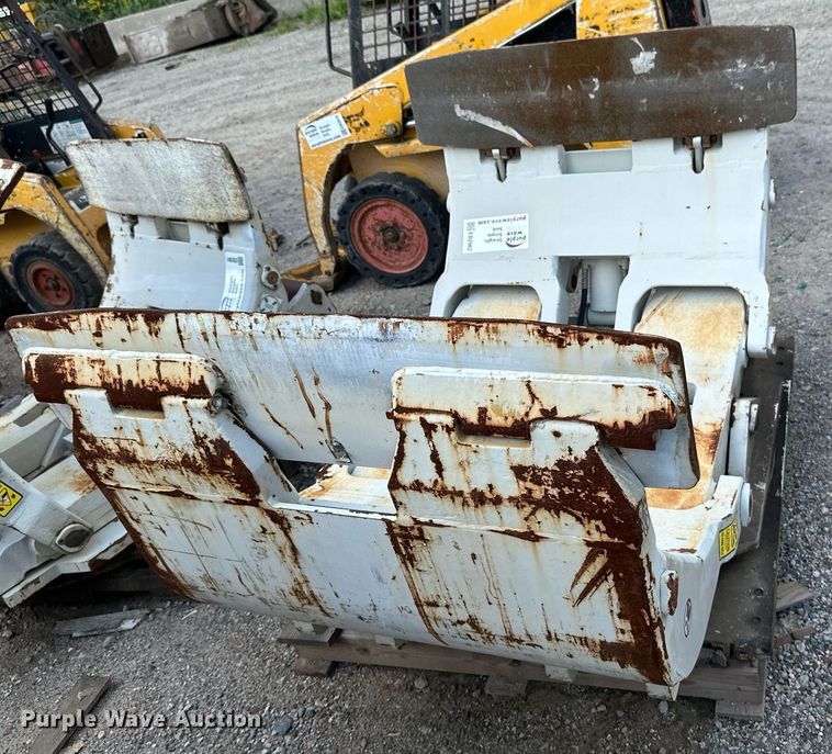 image for item EB2962 Cascade forklift clamp