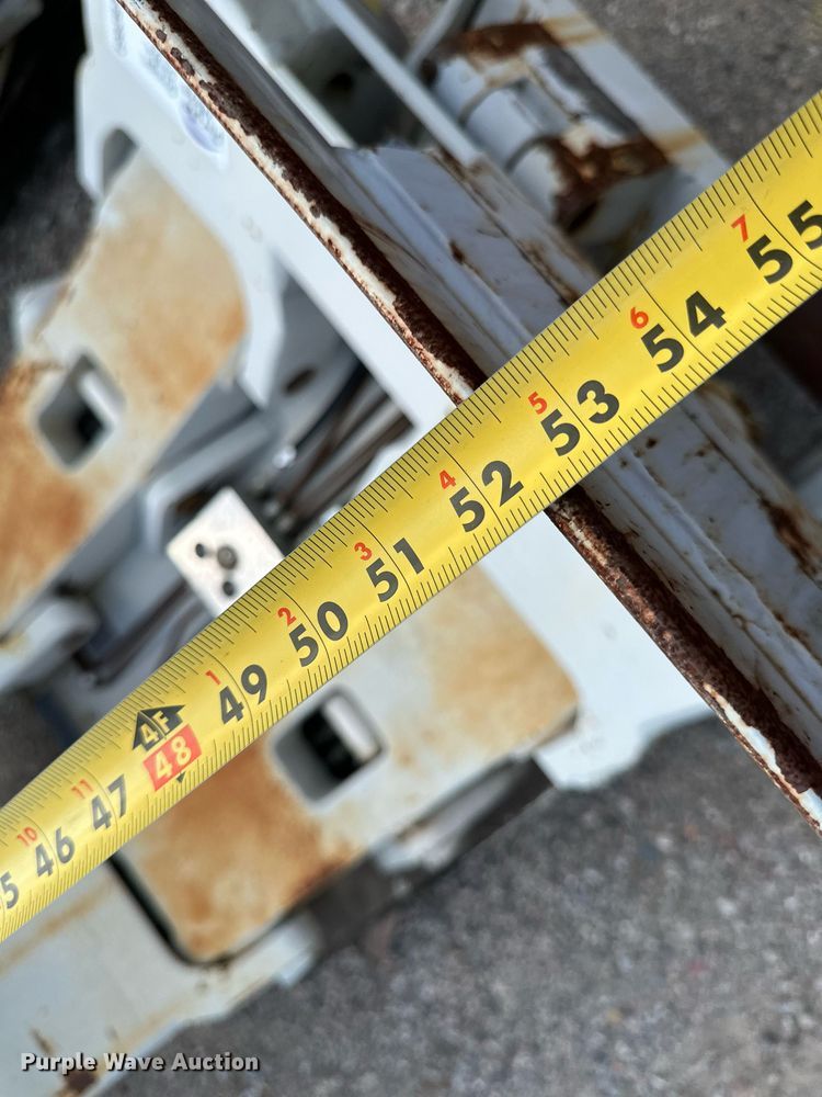 image for item EB2962 Cascade forklift clamp