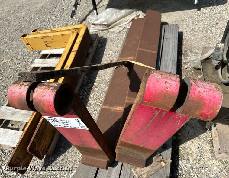 image for item EB2963 0 (2) wheel loader forks