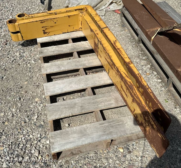 image for item EB2963 0 (2) wheel loader forks