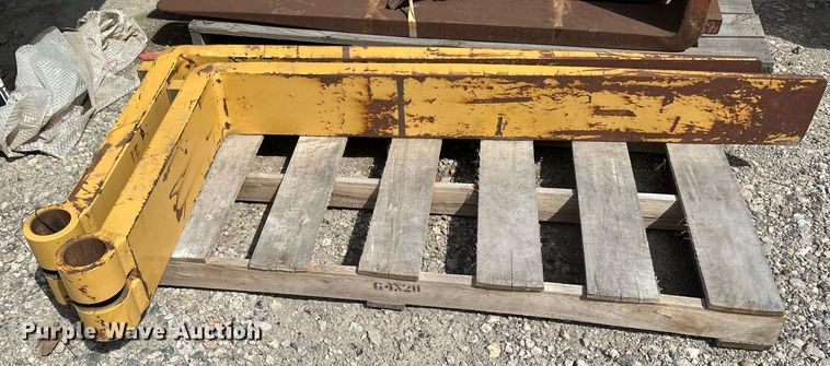 image for item EB2963 0 (2) wheel loader forks